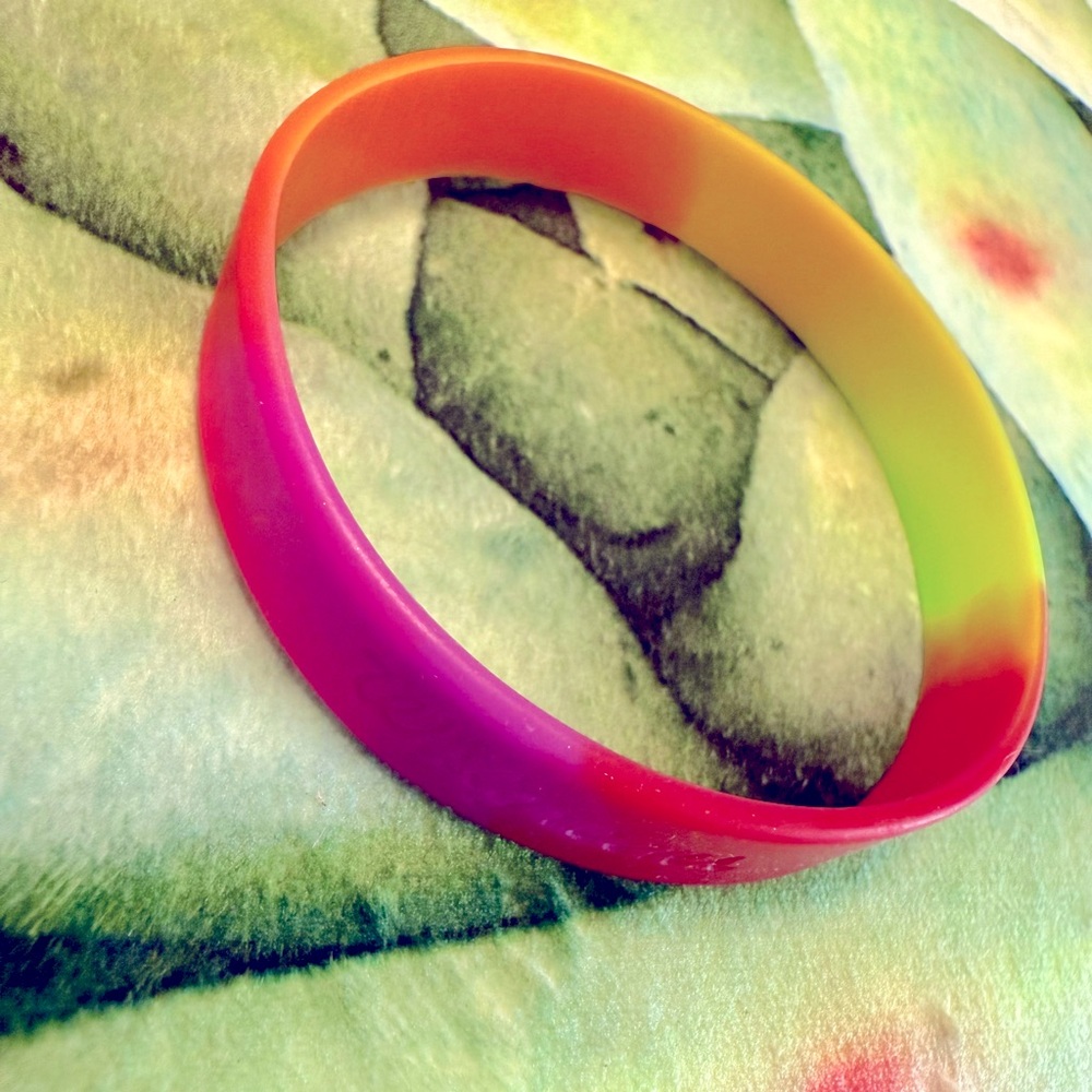 Vibrant Multicolor Rainbow Stretch Bangle Bracelet